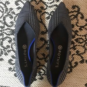 Brand New Rothy’s Pointed Flats